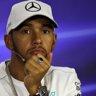 Lewis Hamilton se hace vegano