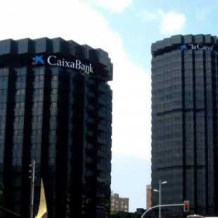 Caixabank y Sabadell encabezan la caídas de un Ibex-35 en rojo tras las detenciones en Cataluña