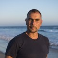 Marcus Eriksen, de 5 Gyres Institute: “La gran isla de basura en el océano es un mito, la realidad es más peligrosa”