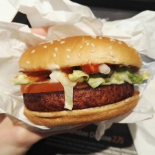 McDonald's lanzó nueva hamburguesa vegana