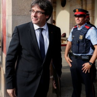 Puigdemont propone suspender la declaración de independencia para negociar
