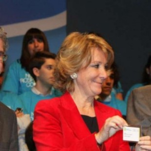 El PP de Esperanza Aguirre usó 2,5 millones de dinero negro para sus campañas, según la Guardia Civil