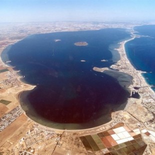 El Gobierno de Murcia desoye a los científicos y se empeña en una “barbaridad” que destrozaría el Mar Menor