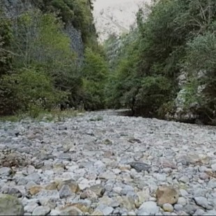 La falta de lluvia en Asturias provoca un estiaje extremo en ríos como el Sella