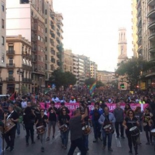 La masiva asistencia a la manifestación antifascista de Valencia espantó a los ultras