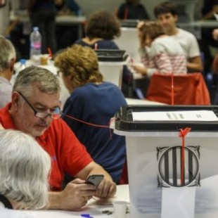 Encuesta de 'El Mundo': Un 57,4% de españoles, a favor de un referéndum pactado y legal