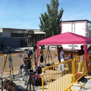 El Gobierno justifica el alquiler de camiones que dificultaron grabar la llegada de Rajoy a la Audiencia Nacional
