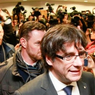 La juez pide la detención de Puigdemont y de los cuatro exconsellers fugados