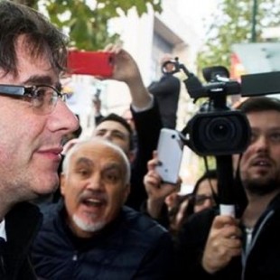Puigdemont y los exconsellers que continuaban en Bélgica se presentan voluntariamente en comisaría