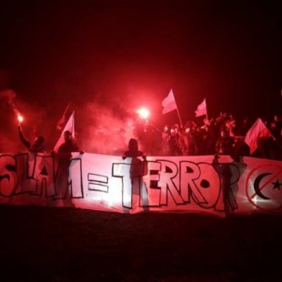 Miles de ultraderechistas se manifiestan en Polonia