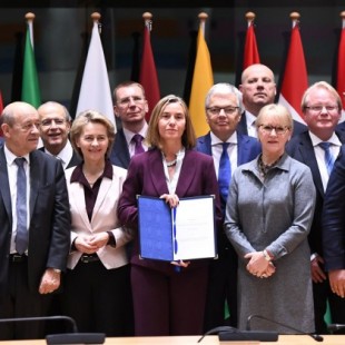 La UE firma un pacto para integrar todas las FFAA [ENG]