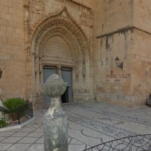 Amenazan al alcalde de Callosa de Segura (Alicante) con "pegarle un tiro" por retirar la Cruz de los Caídos