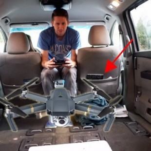 Experimentos con un dron volando en el interior de un coche