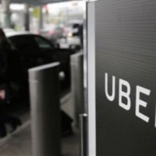 Uber firma la compra de 24.000 coches autónomos a Volvo con el objetivo de quitar los conductores