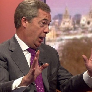Nigel Farage: no es una hipocresía recibir una  pensión de la UE [En]