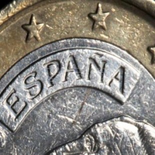 La CE pide una multa de 185.892 euros diarios a España por la ley de contratos públicos