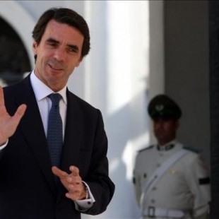 El Gobierno de Aznar ocultó datos sobre militares y policías adiestrados por Videla