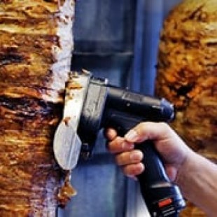 [ENG] "Salvamos vuestro kebab": el parlamento europeo vota en contra de prohibir los fosfatos en los kebab