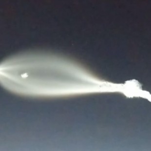 El lanzamiento de SpaceX que sorprendió a California o cómo se forman las estelas de los cohetes