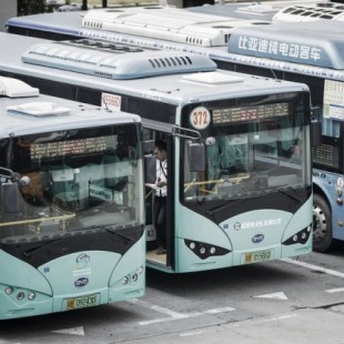 Los 16.359 autobuses públicos de Shenzhen ahora son eléctricos: China se sigue esforzando por ser un país verde