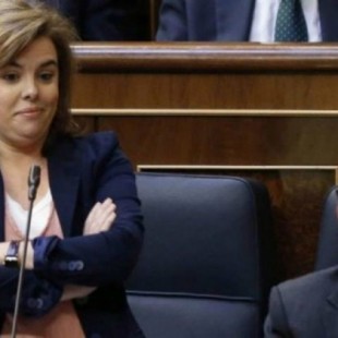 Rajoy sofoca un motín contra Soraya Sáenz de Santamaría