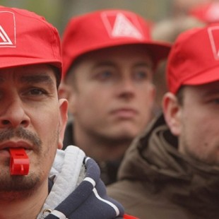Los sindicatos alemanes intensifican su lucha por la jornada 'moderna' de 28 horas semanales [ENG]