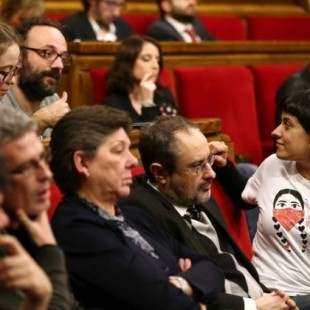 Una corriente de la CUP pide a Puigdemont que aclare cómo materializará la República 