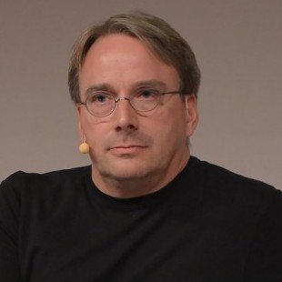 Linus Torvalds tiene algunas cosas fuertes que decir sobre Intel y la crisis de los procesadores