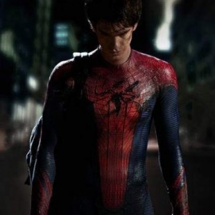 Muere al caer de su azotea mientras se tomaba un selfi vestido de Spiderman