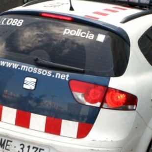Los Mossos buscan a un hombre que desfiguró la cara y violó a una mujer en Sant Andreu de Llavaneres