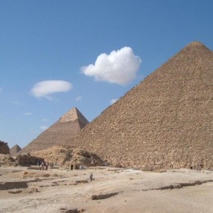 Pirámide de Keops: ¿hay un trono de hierro en la nueva cámara descubierta? (ENG)