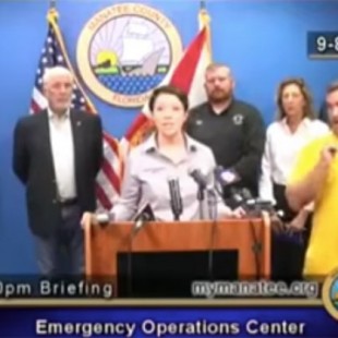 El intérprete del lenguaje de signos avisó sobre “pizzas” y “osos monstruosos” durante la evacuación del huracán Irma