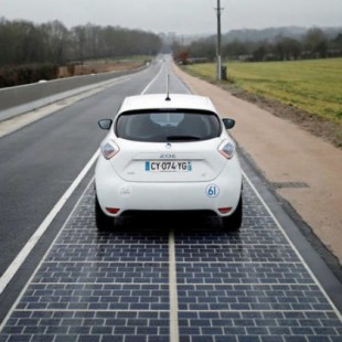 China inaugurará en 2022 una superautopista solar con carga automática de coches eléctricos