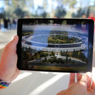 Publican las llamadas al 911 de los empleados que, confundidos, chocaron contra las paredes de cristal del Apple Park