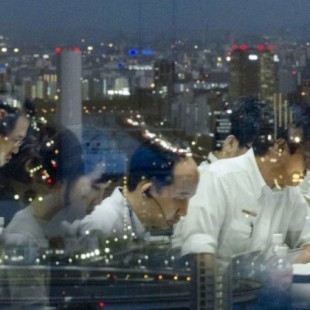 Corea del Sur obliga a los trabajadores a apagar sus ordenadores a las 19:00