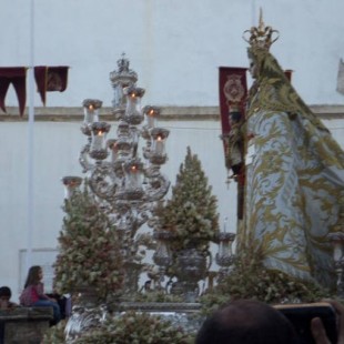 Europa Laica demanda al Ayuntamiento de Cádiz por la concesión de la medalla de oro a la Virgen del Rosario