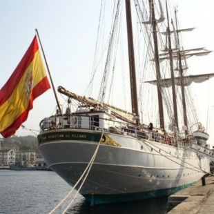 El Gobierno justifica la presencia del marido de Cospedal a bordo del Juan Sebastián Elcano