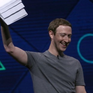 Facebook admite que Zuckerberg borró sus viejos mensajes, cosa que tú no puedes hacer [Eng]