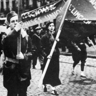 Las 60 estadounidenses que lucharon contra Franco