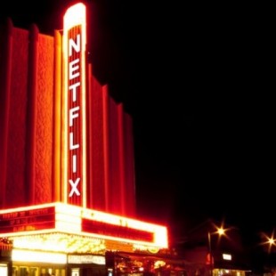 Netflix estaría considerando comprar salas de cine para proyectar sus propias películas