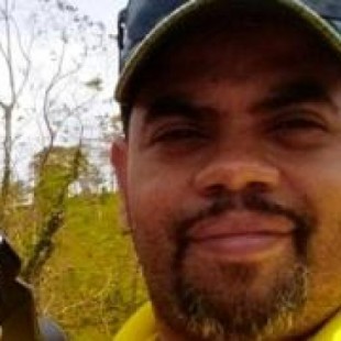 El periodista Ángel Gahona muere mientras transmitía en directo las protestas en Bluefields, Nicaragua