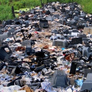La UE convierte a Nigeria en el contenedor de miles de toneladas de basura electrónica