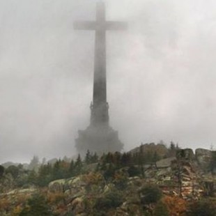 El pacto de silencio entre la política y la Iglesia que explica por qué el Valle de los Caídos sigue como en franquismo