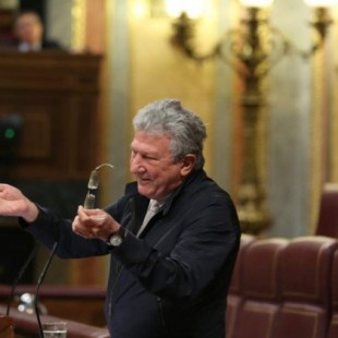 Pedro Quevedo "se despista" al votar y deshace el empate de las enmiendas a los Presupuestos