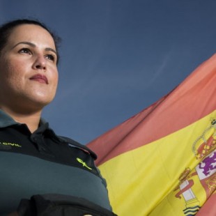 Luisa, la guardia civil sancionada por negarse a dejar sin protección a una maltratada con riesgo extremo