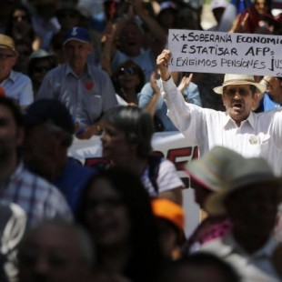 El sistema de pensiones chileno enriquece a las grandes empresas a costa de los jubilados