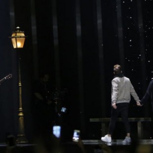 Eurovisión expulsa a una cadena china por censurar actuaciones y difuminar banderas arcoiris