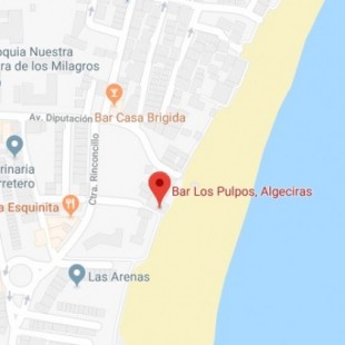 Más de cuarenta personas apalean a nueve guardias civiles en Algeciras