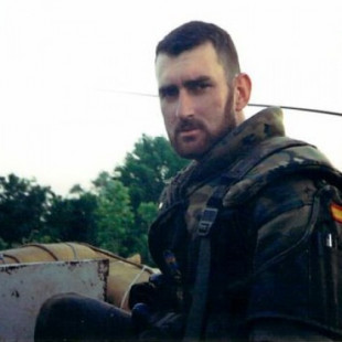 Muñoz Castellanos: las fotos inéditas del teniente que murió en Bosnia al llevar sangre a un hospital