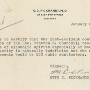 El médico recetó alcohol a Churchill en Estados Unidos a pesar de la ley seca